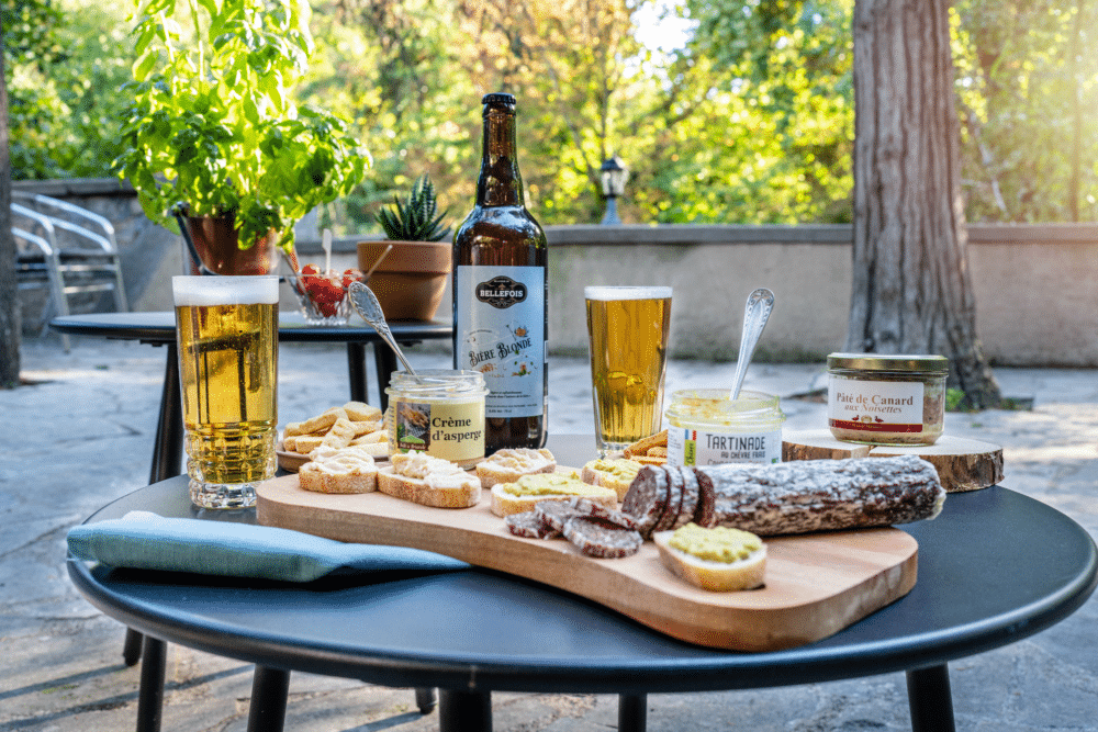 Apéritif - produits locaux du Poitou au Moulin de la Glacière