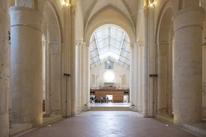 Heilige Kruis Collegiale Kerk in Loudun