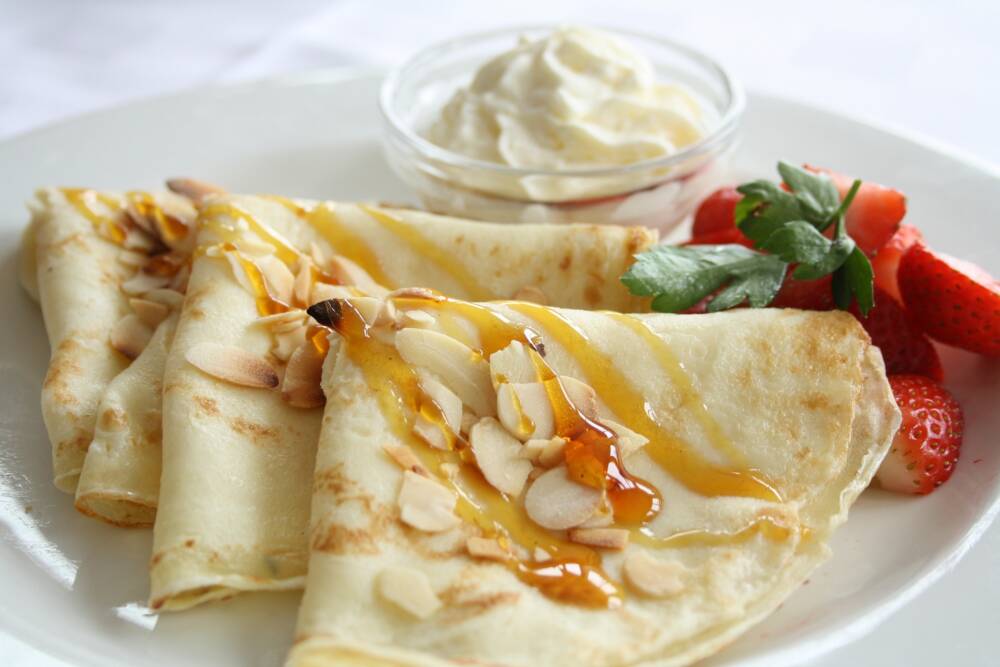 Crèpes aux fraises et Chantilly