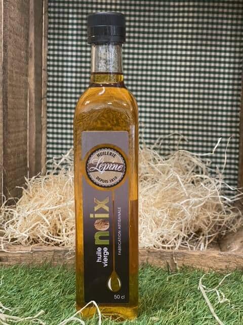 Bouteille d'huile de noix artisanale du Poitou