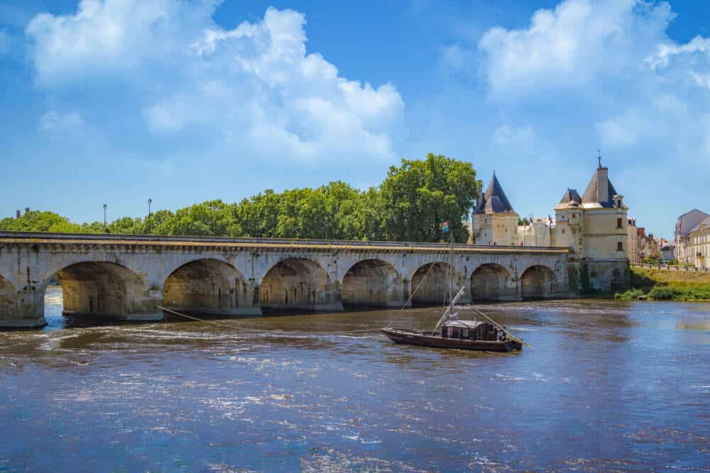 Le Pont Henri IV à Châtellerault