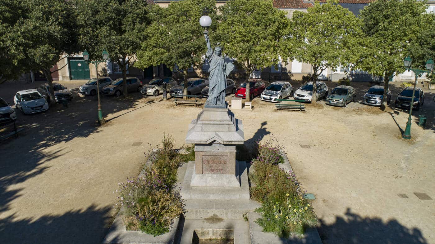 Place de la liberte Agence Zebrelle Thomas JELINEK 4568 - Tourisme Vienne