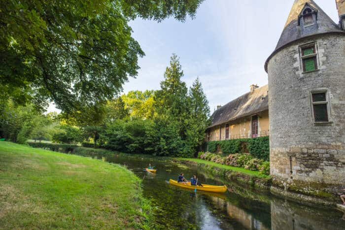 Paseo en canoa por el Clain Les Pagayous Green Apple LibelLab 12729 - Turismo Vienne