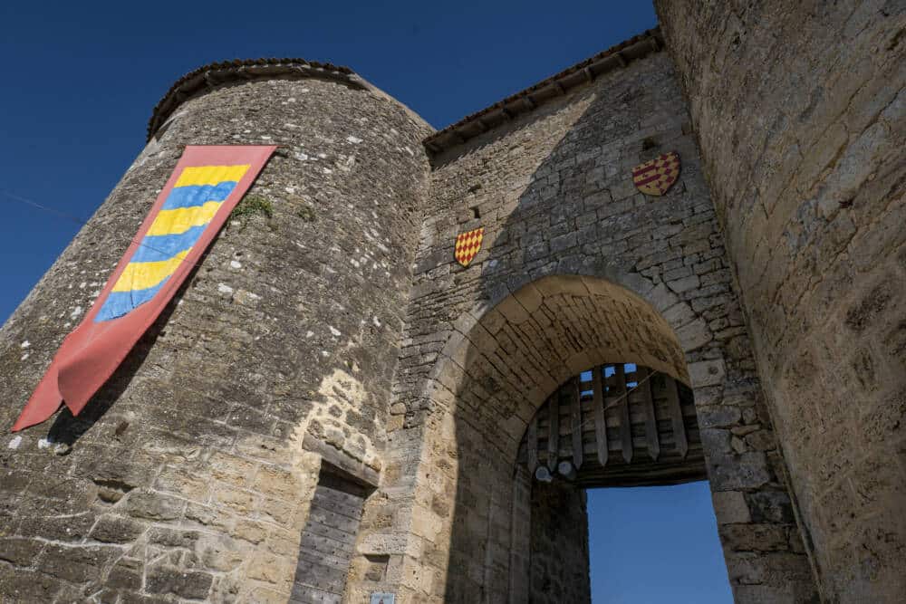 Foire medievale de Chateau Larcher Agence Zebrelle Bastien SAUVE 12775 1 - Tourisme Vienne