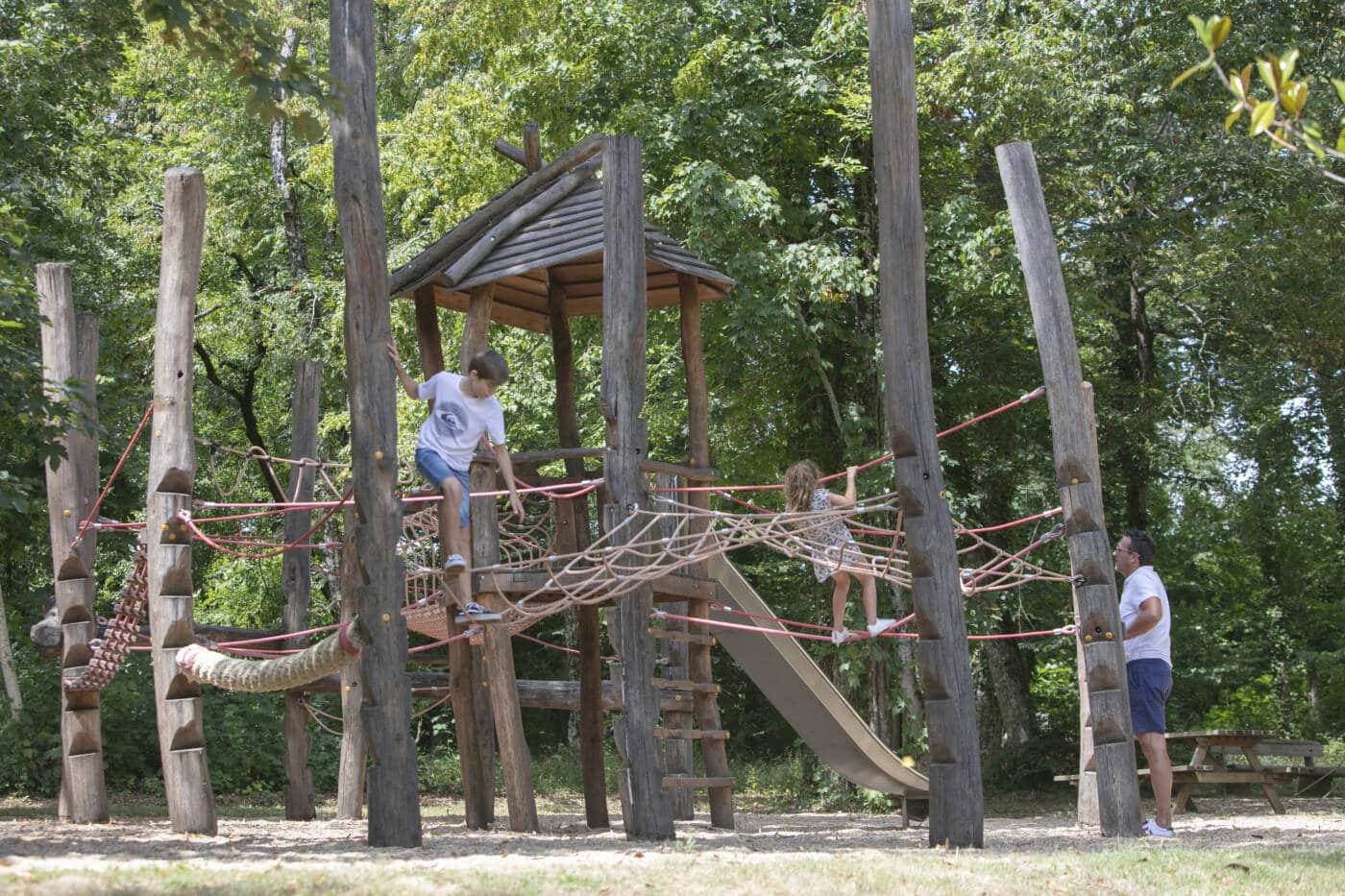 Aire de jeu au Parc de la Belle