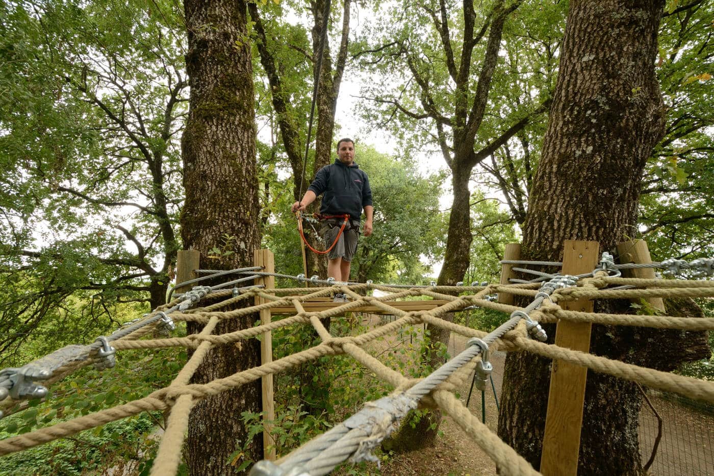Parcours dans les arbres au Parc de l'envol