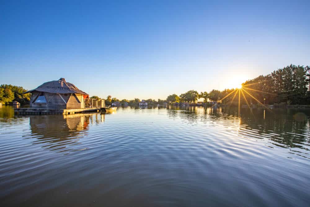 Village Flottant de Pressac Clo Clem 2286 1 - Tourisme Vienne