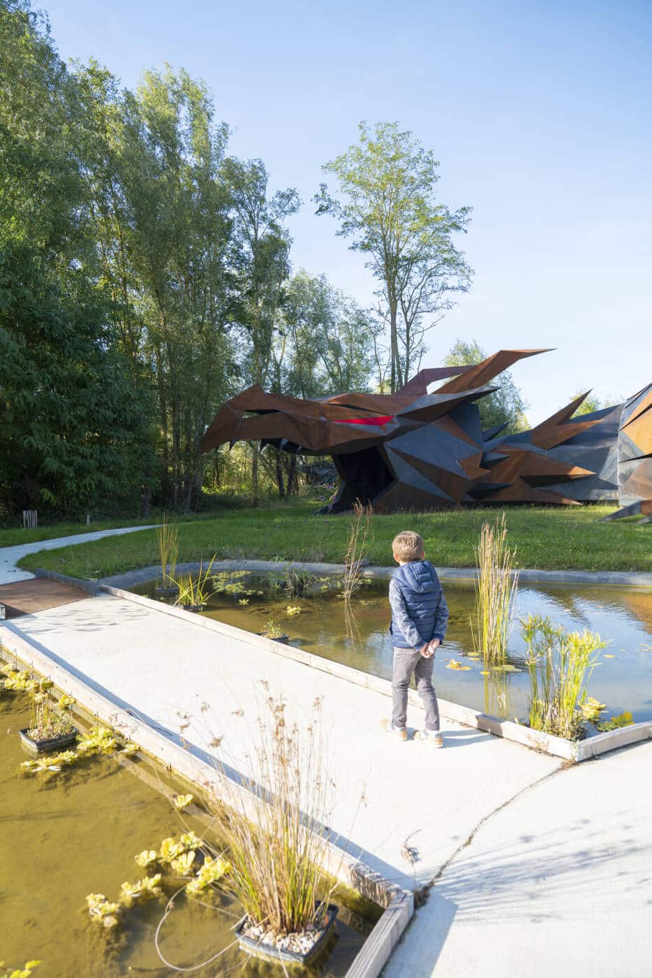 Enfant en route pour le 6ème continent