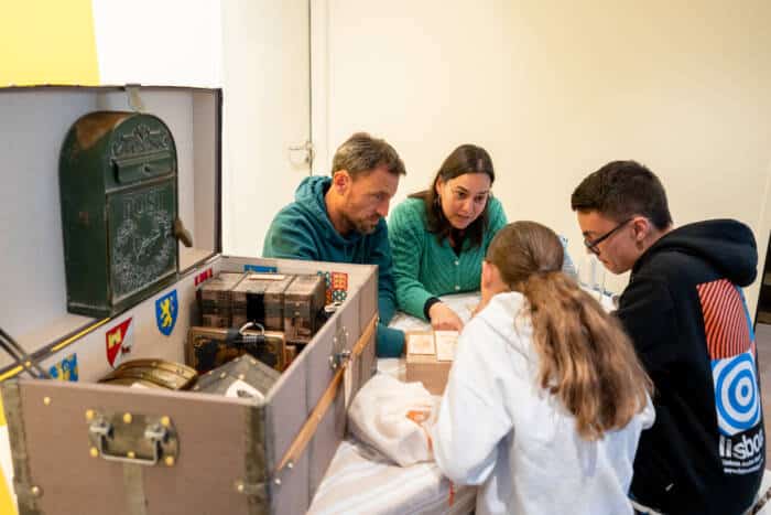 Family participating in the Civraisien Escape Box