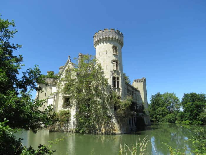 08 chateau de la mothe chandeniers juillet2020 ccpl - Tourisme Vienne