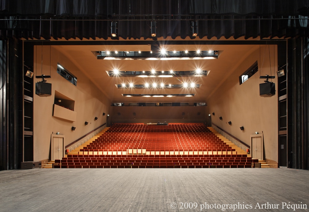 Les Faits divers au regard des petites histoires de légiste - TAP - Théâtre  Auditorium de Poitiers